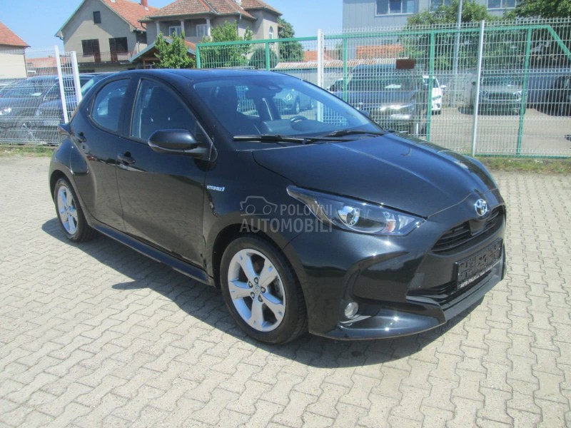Toyota Yaris 1.5 HYBRIDE
