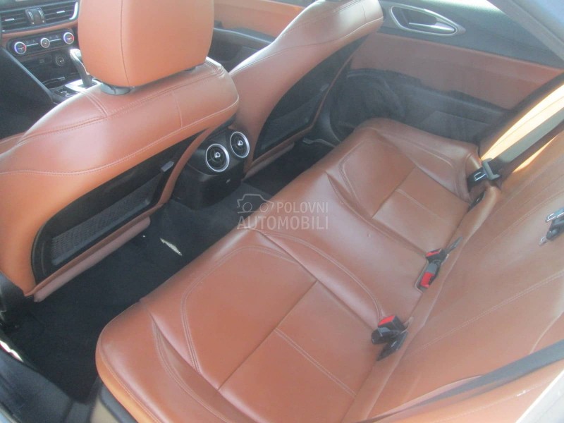 Alfa Romeo Giulia 2.2 JTDM
