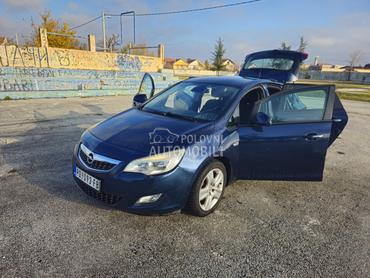 Opel Astra J CDTI