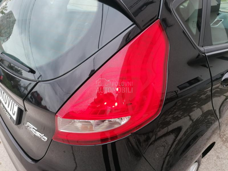 Ford Fiesta 1.2i TREND LINE CH