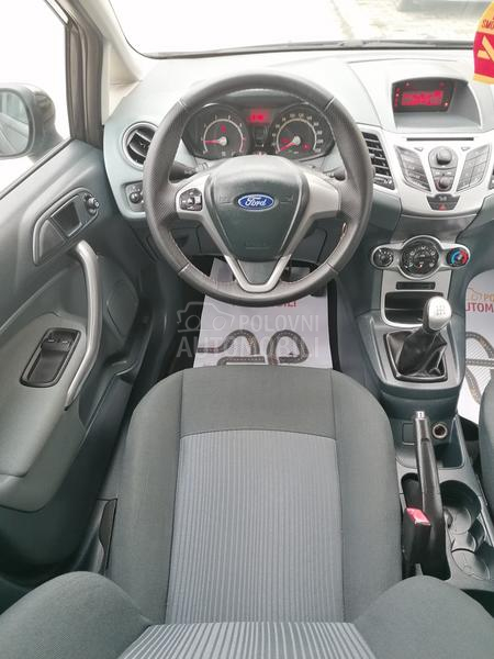 Ford Fiesta 1.2i TREND LINE CH