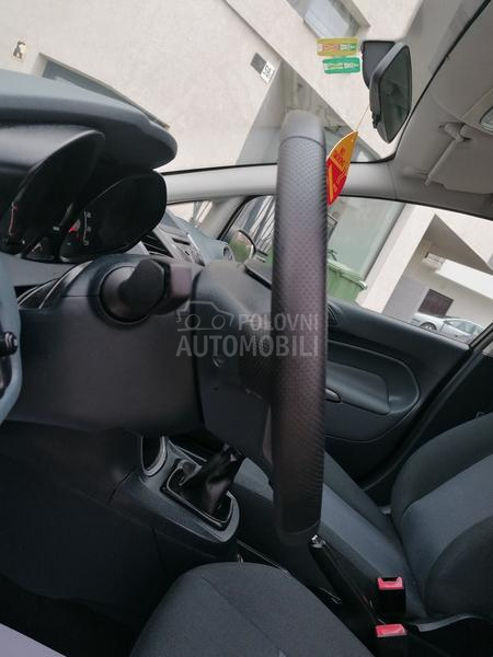 Ford Fiesta 1.2i TREND LINE CH