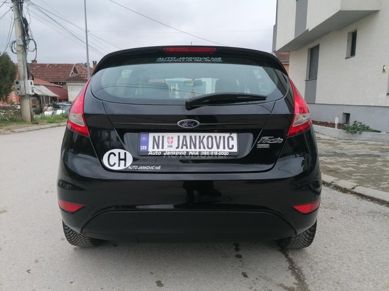 Ford Fiesta 1.2i TREND LINE CH