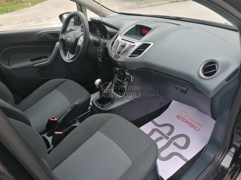 Ford Fiesta 1.2i TREND LINE CH