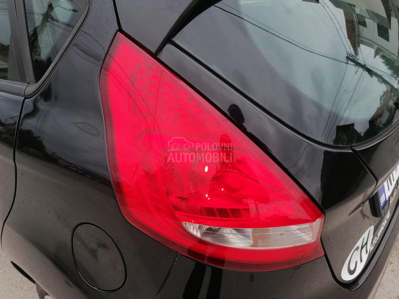 Ford Fiesta 1.2i TREND LINE CH