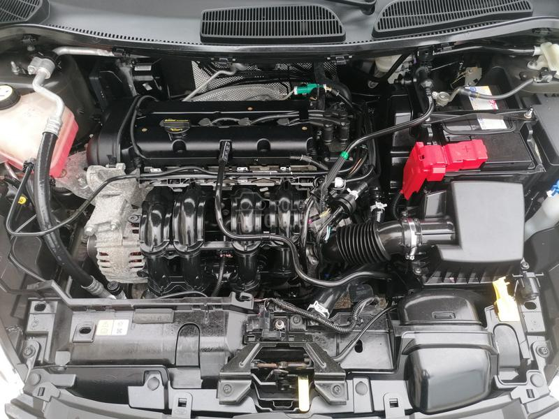 Ford Fiesta 1.2i TREND LINE CH