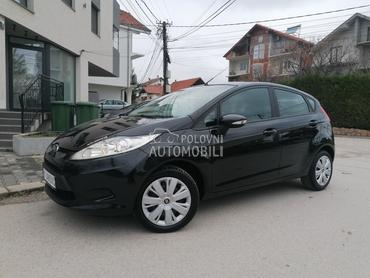 Ford Fiesta 1.2i TREND LINE CH