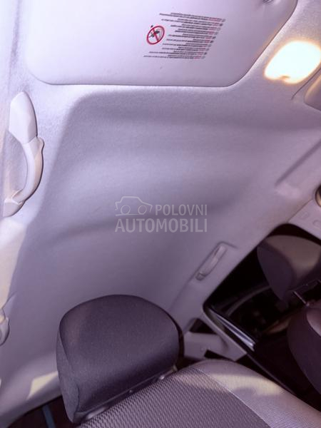 nebo suncobrani retrovizor