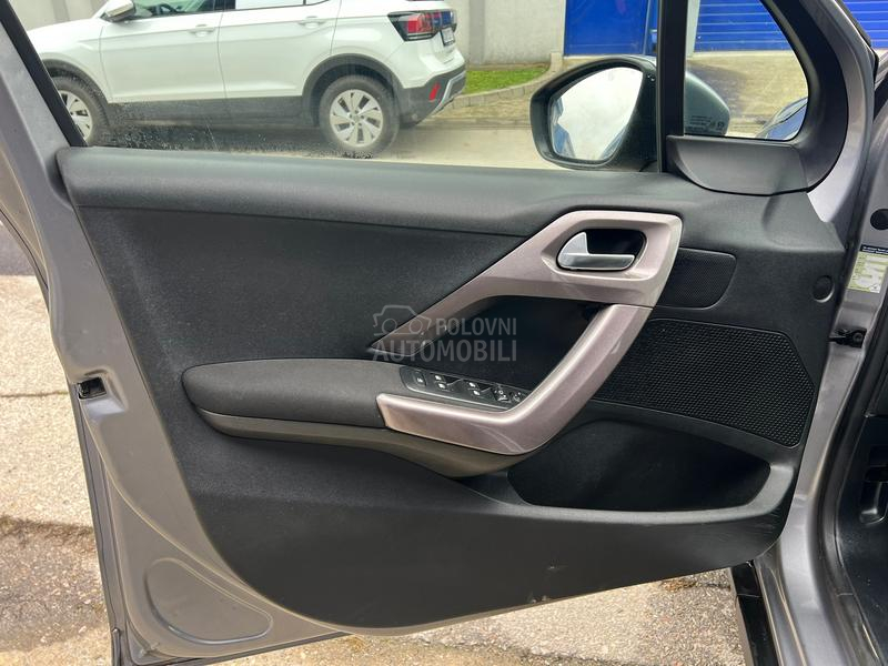 Peugeot 2008 ALURE V.serv/nav