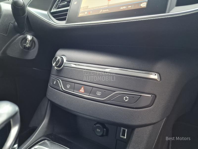 Peugeot 308 1.2b 110 BUSINESS
