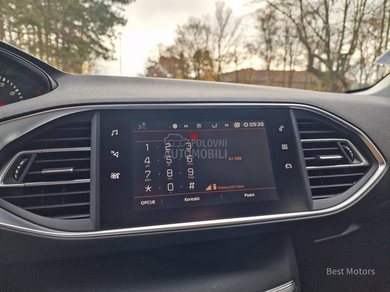 Peugeot 308 1.2b 110 BUSINESS