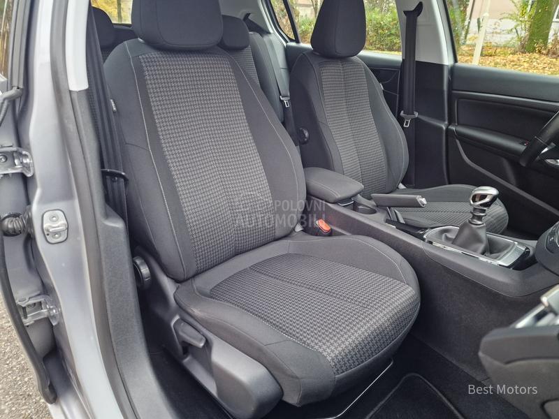 Peugeot 308 1.2b 110 BUSINESS