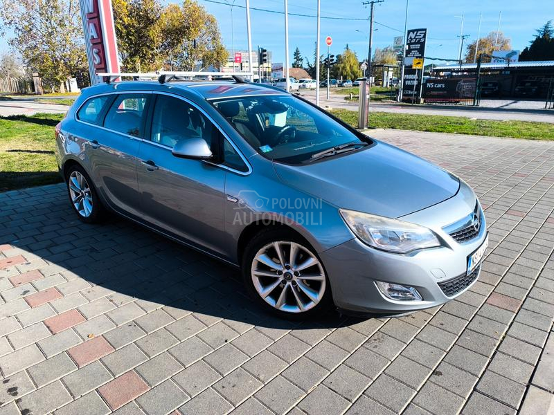 Opel Astra J 