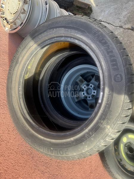 Barum 215/60 R17 Zimska