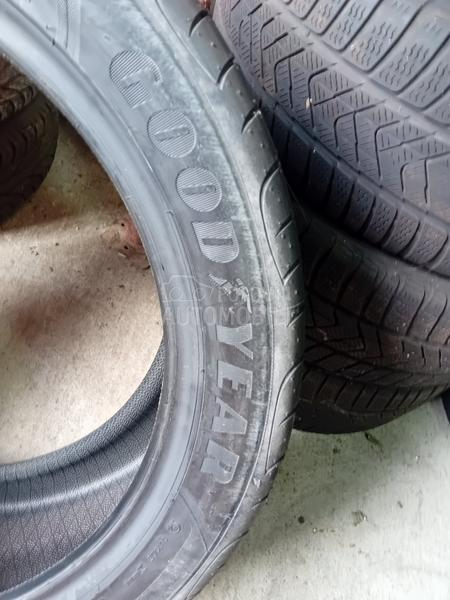 Goodyear 285/40 R21 Letnja