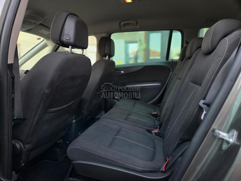 Opel Zafira 2.0 AUT / 7 SED