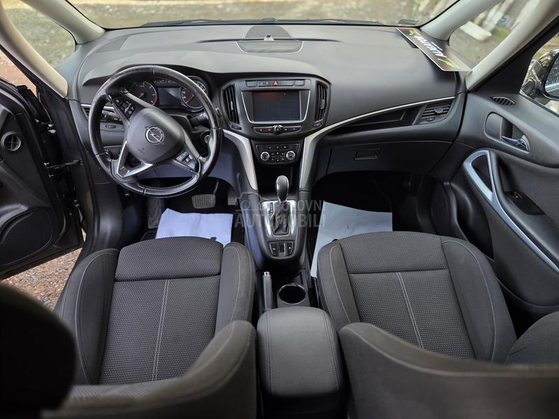 Opel Zafira 2.0 AUT / 7 SED