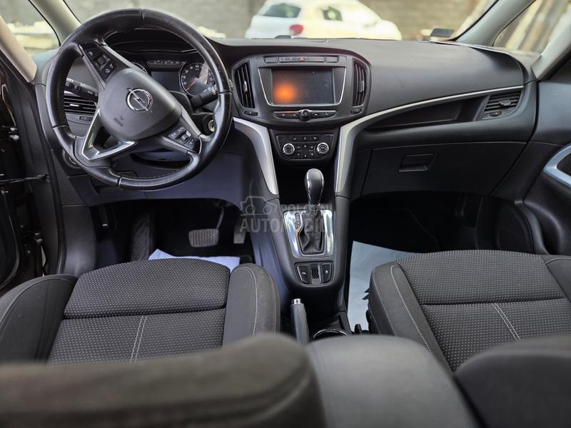 Opel Zafira 2.0 AUT / 7 SED