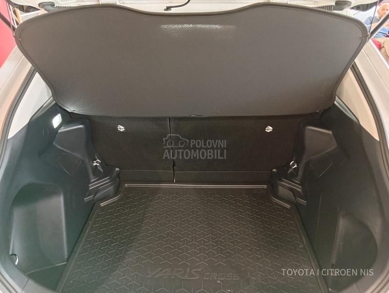 Toyota Yaris Cross SOL