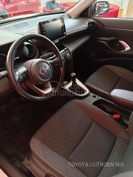Toyota Yaris Cross SOL
