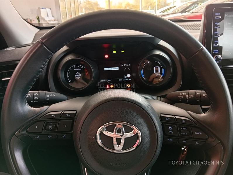 Toyota Yaris Cross SOL