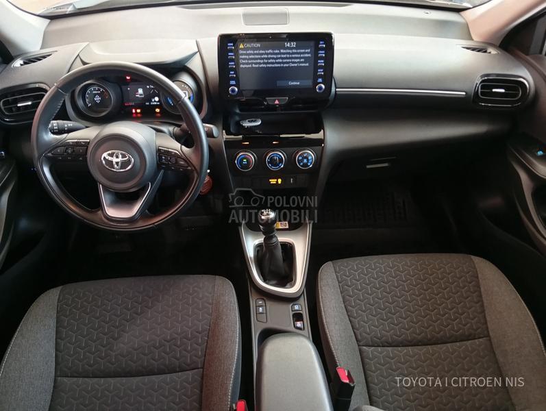 Toyota Yaris Cross SOL