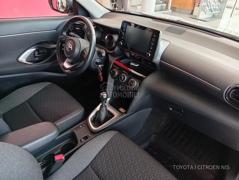 Toyota Yaris Cross SOL