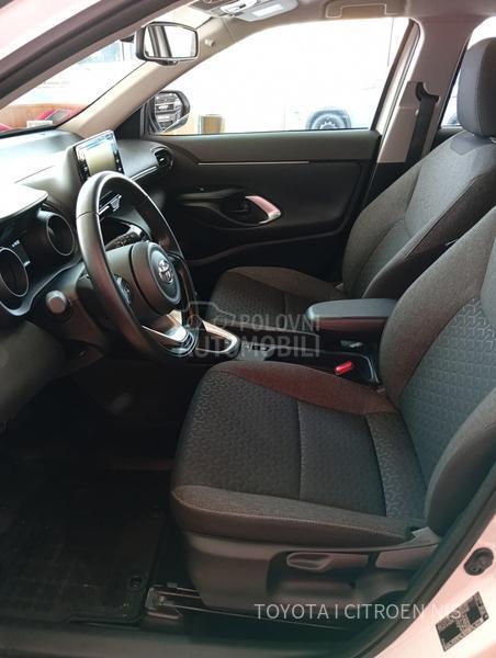 Toyota Yaris Cross SOL