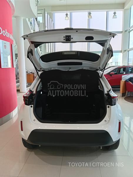 Toyota Yaris Cross SOL