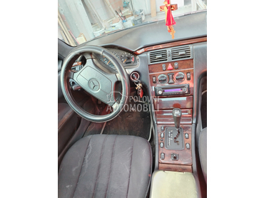 Mercedes Benz E 220 E220