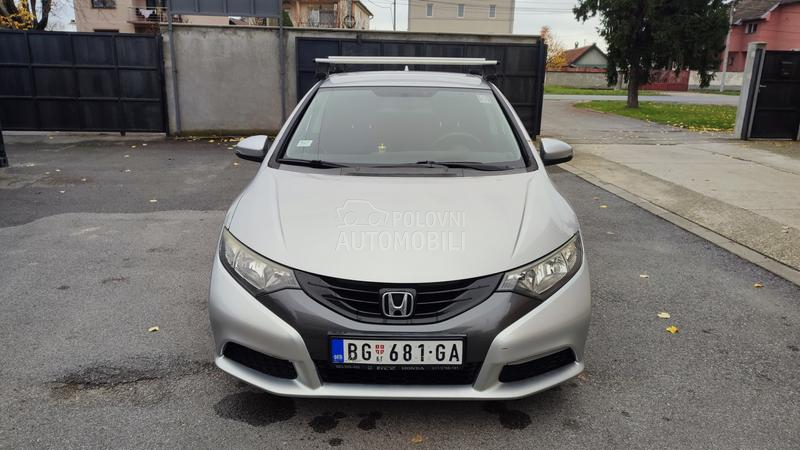 Honda Civic 1.8 i-VTEC COMFORT