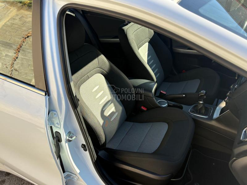 Kia cee`d sw 1.6 CVVT GDI Trend