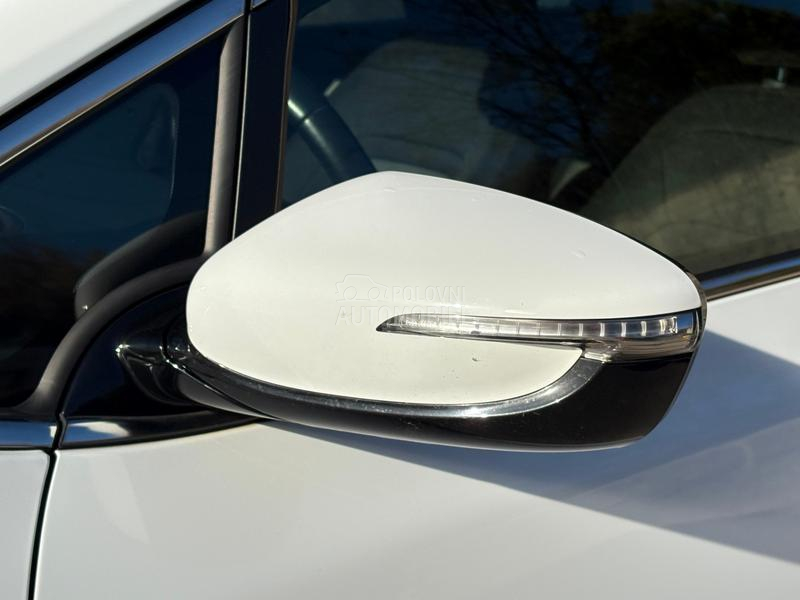 Kia cee`d sw 1.6 CVVT GDI Trend