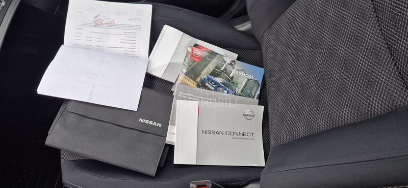 Nissan Qashqai 1.2 i NAV KAM