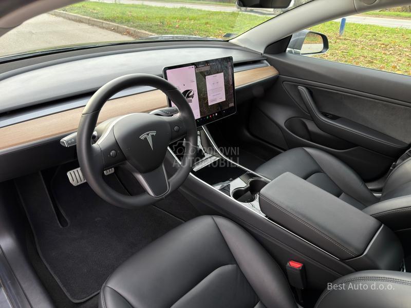 Tesla Model 3 Performance