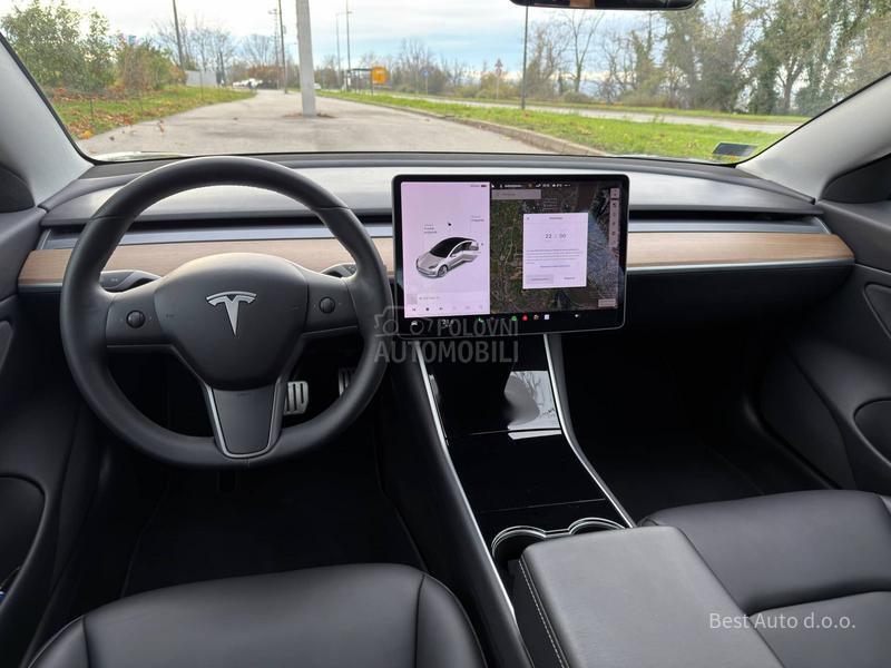 Tesla Model 3 Performance