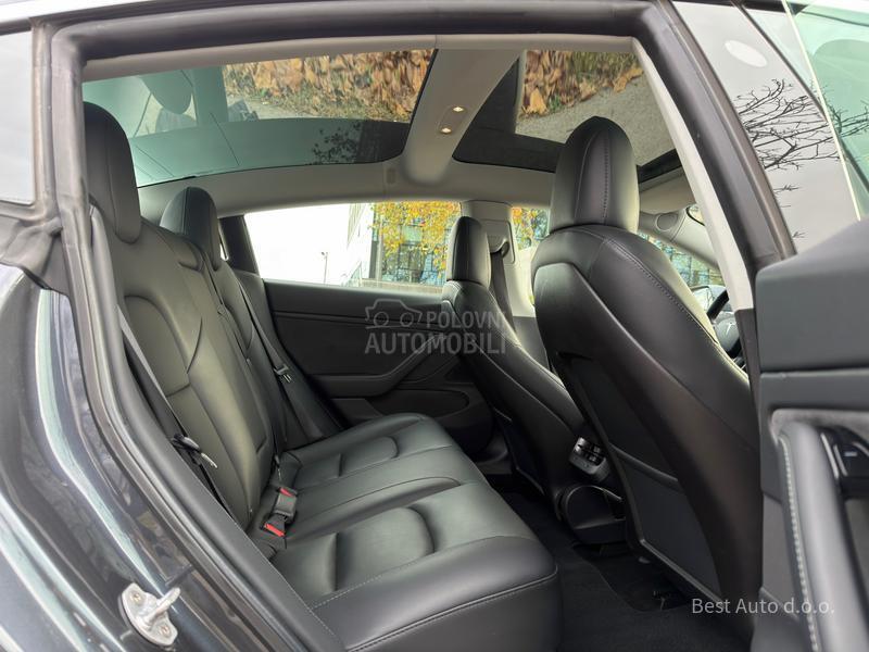 Tesla Model 3 Performance