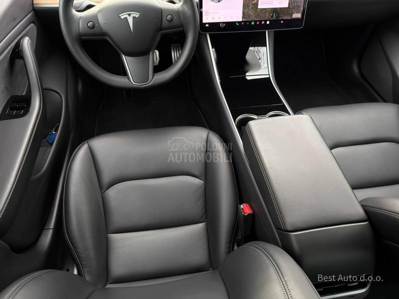 Tesla Model 3 Performance