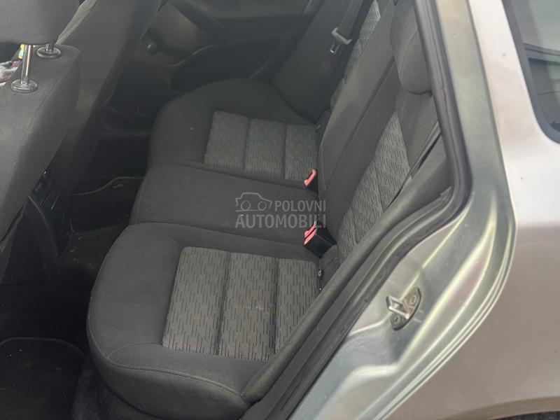 Škoda Octavia 1.6 AUT