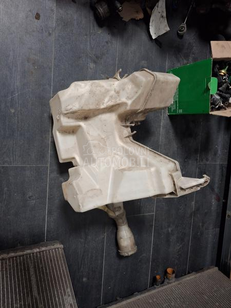 Posuda za vodu šoferke