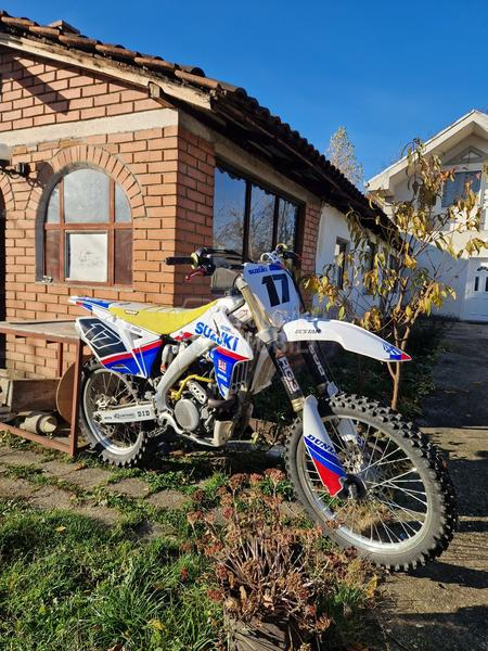 Suzuki rmz 250