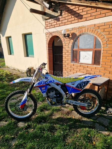 Suzuki rmz 250