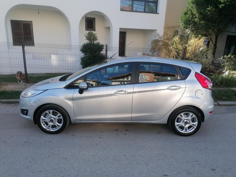 Ford Fiesta 1.0i TREND LINE CH