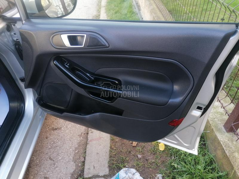 Ford Fiesta 1.0i TREND LINE CH