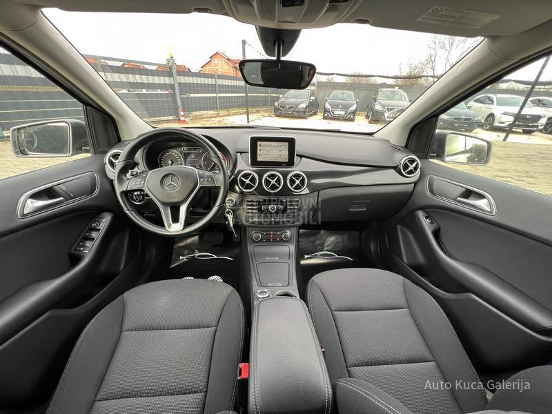 Mercedes Benz B 180 B 180