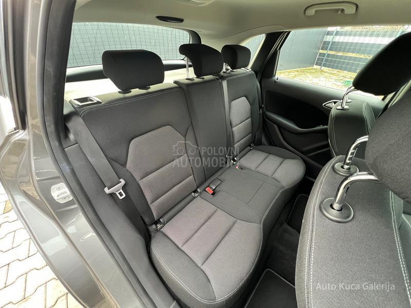 Mercedes Benz B 180 B 180