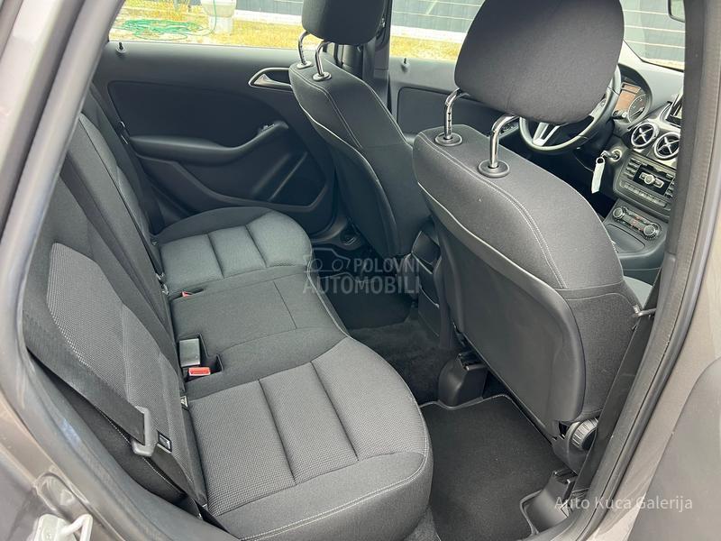 Mercedes Benz B 180 B 180