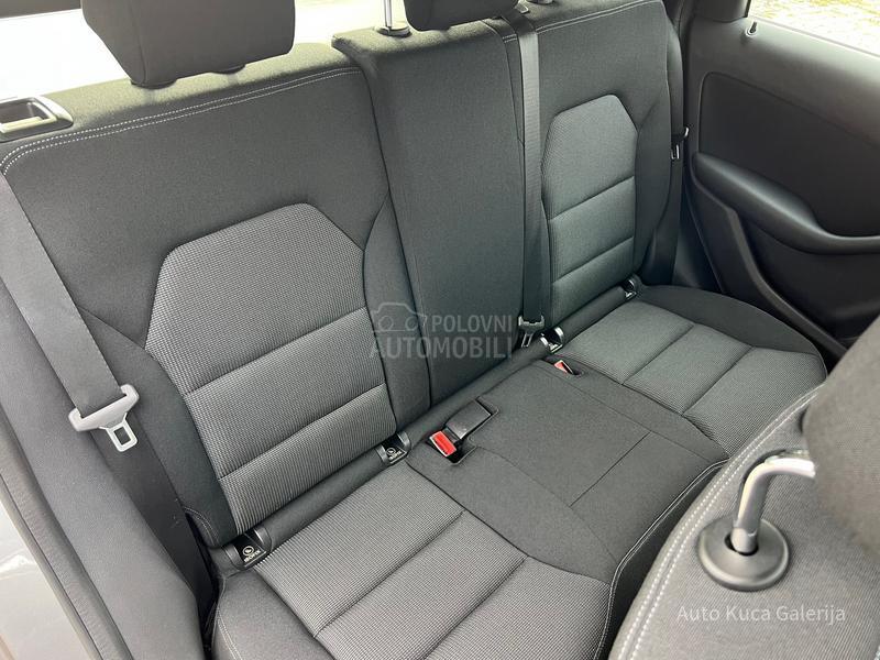 Mercedes Benz B 180 B 180