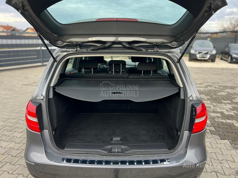 Mercedes Benz B 180 B 180