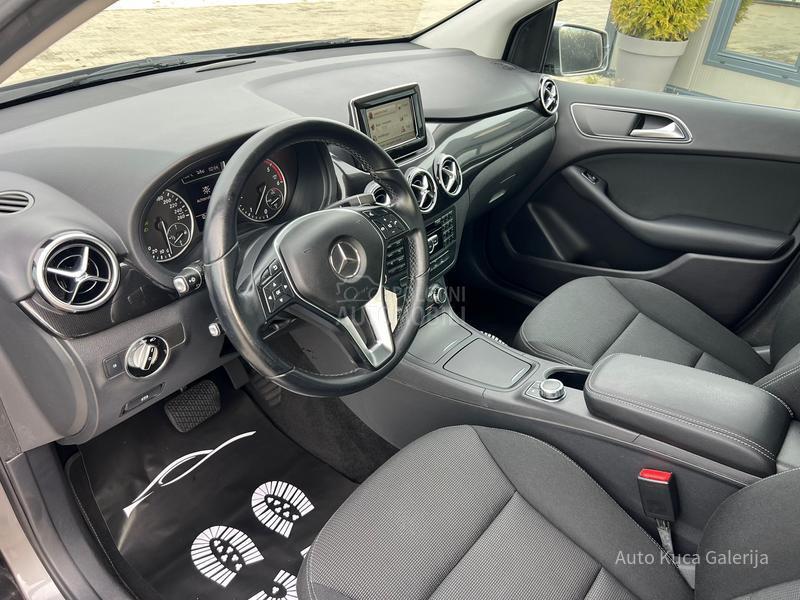 Mercedes Benz B 180 B 180
